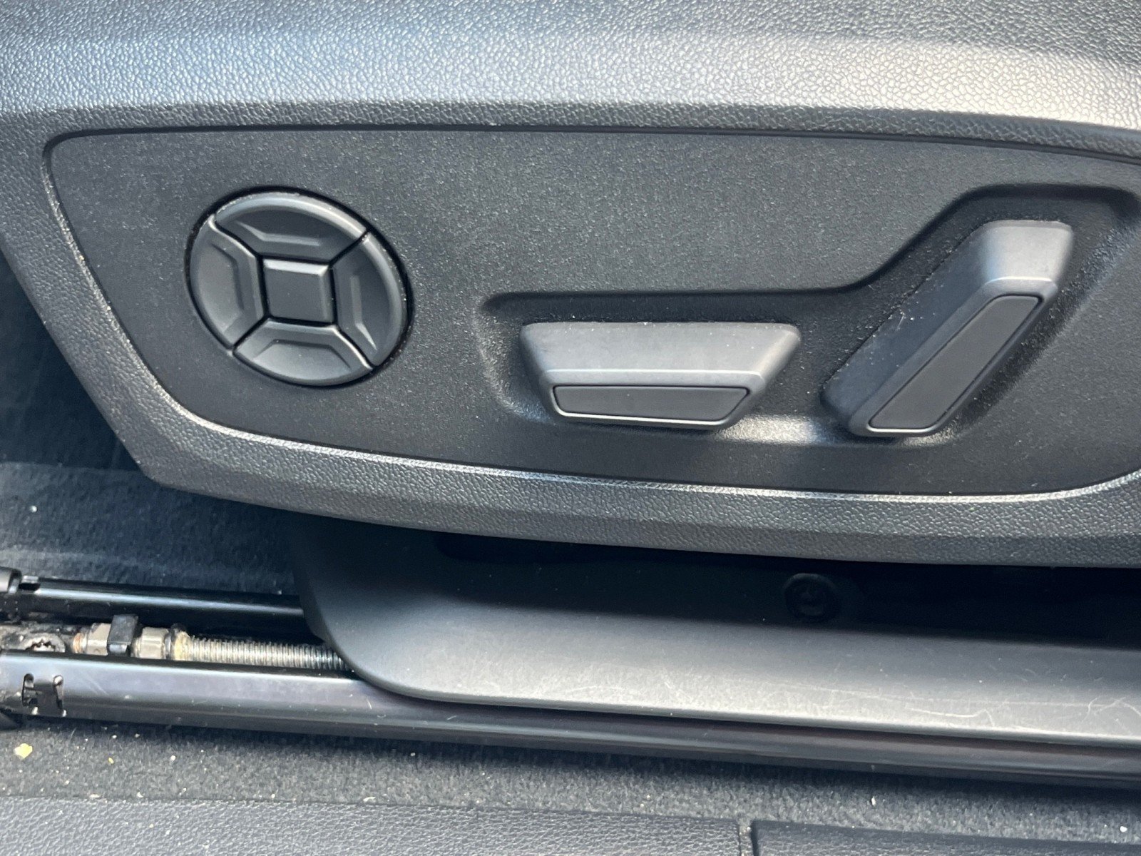 2020 Audi Q3 S line Premium Plus photo 28