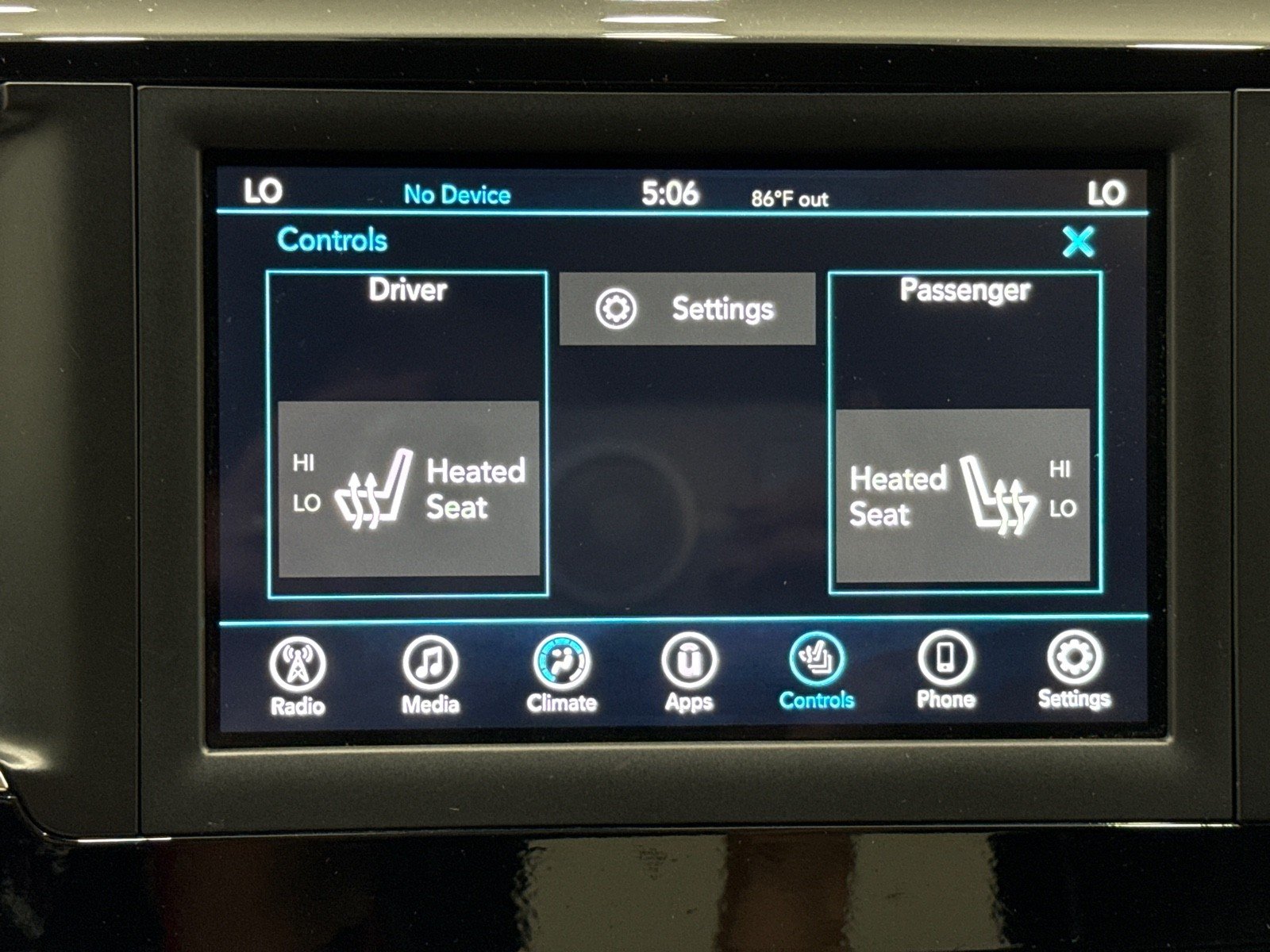 2018 Chrysler Pacifica Touring L photo 18