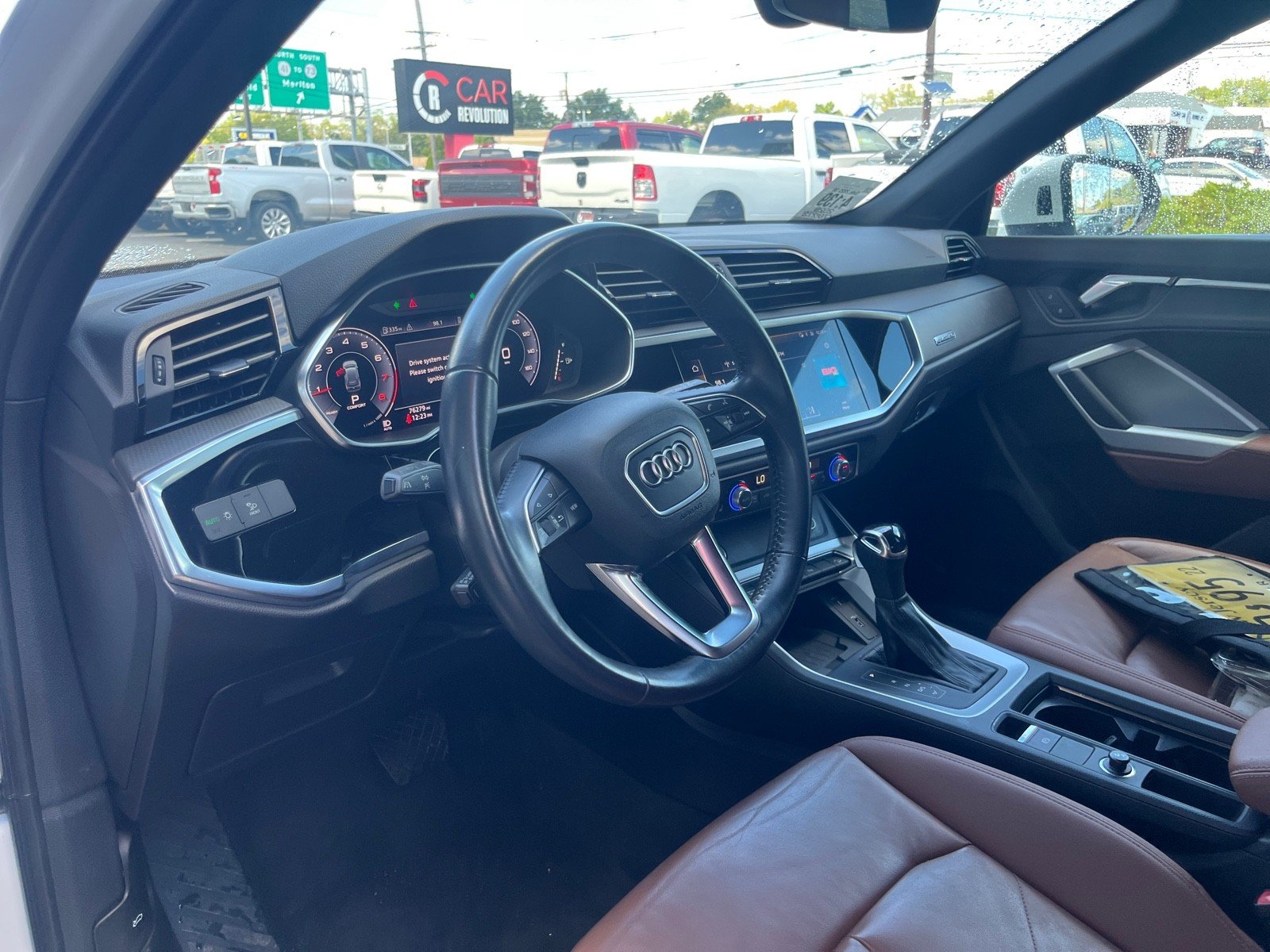 2020 Audi Q3 S line Premium Plus photo 13