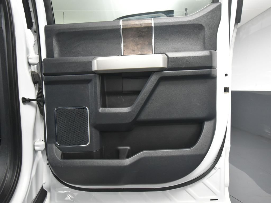 2022 Ford F-250 photo 30