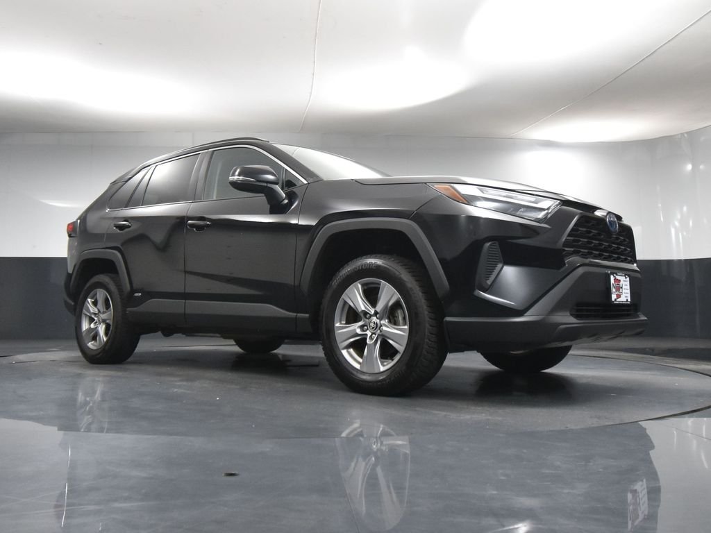 2022 Toyota RAV4 Hybrid XLE photo 43