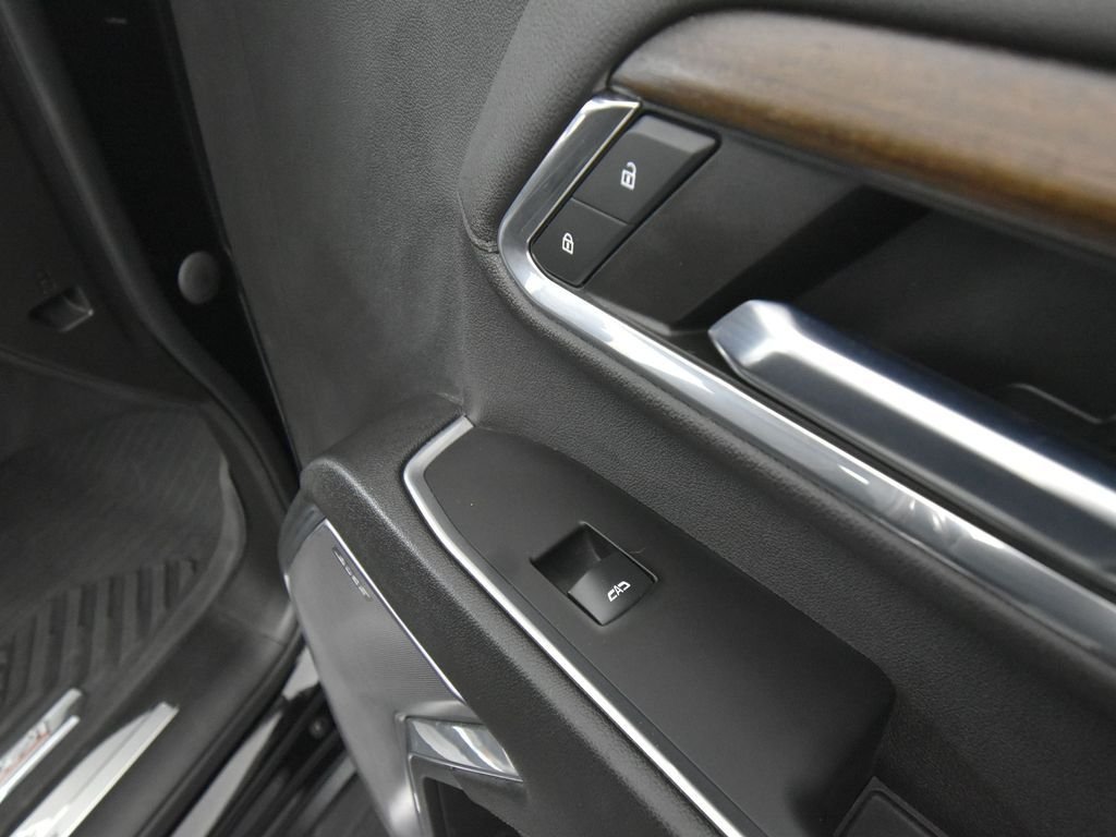 2024 Chevrolet Silverado 3500HD High Country photo 40