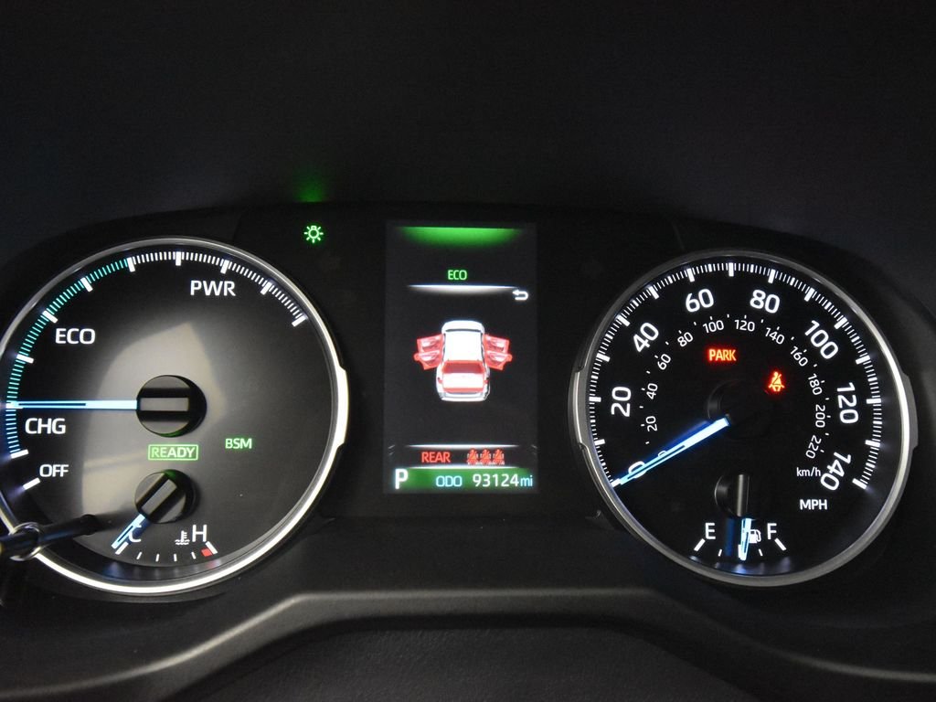 2022 Toyota RAV4 Hybrid XLE photo 23