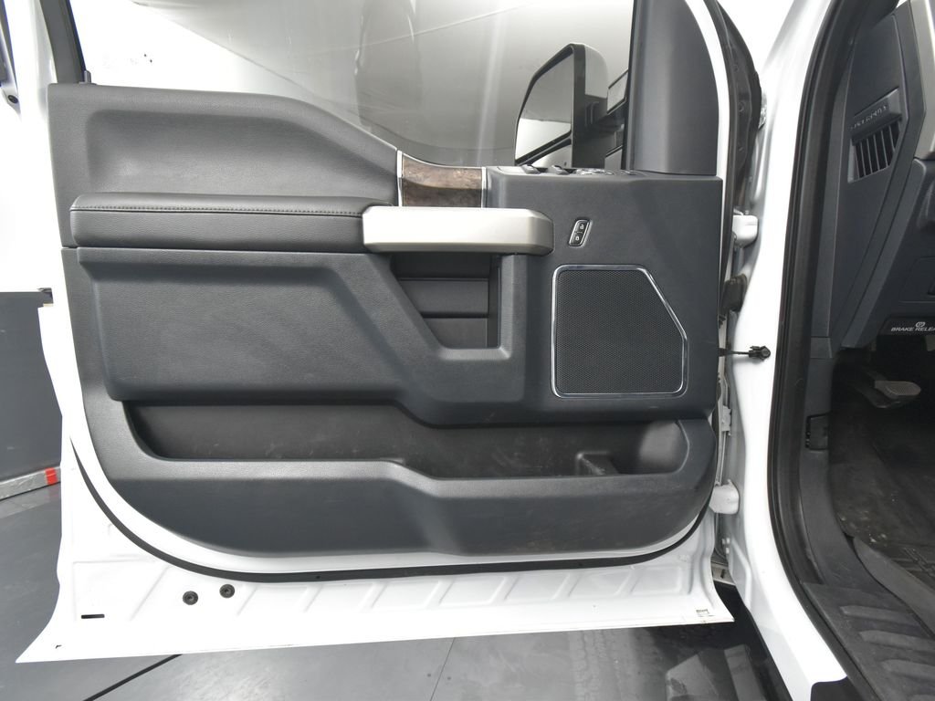 2022 Ford F-250 photo 11