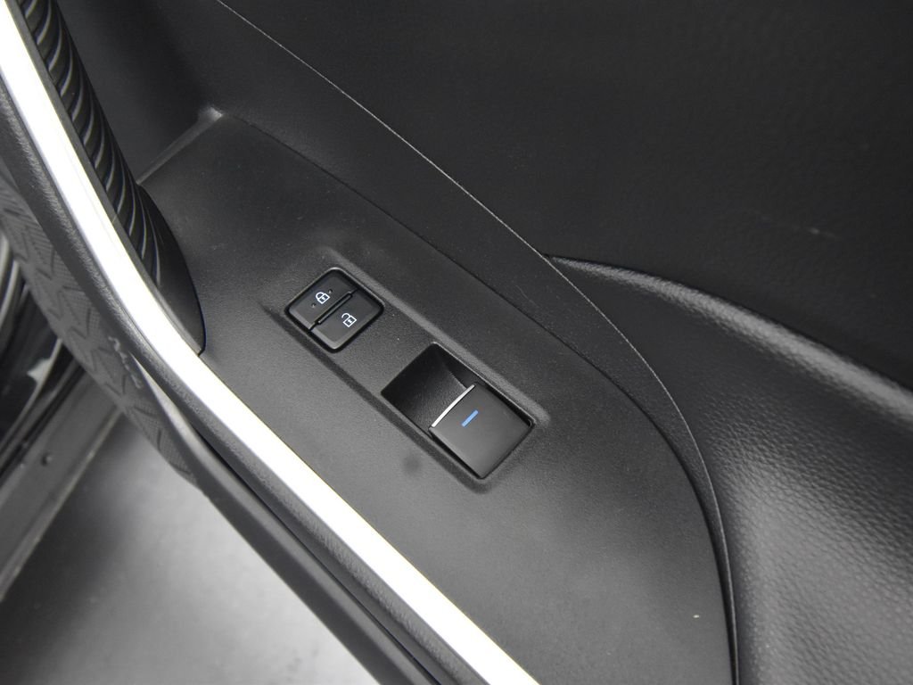 2022 Toyota RAV4 Hybrid XLE photo 37