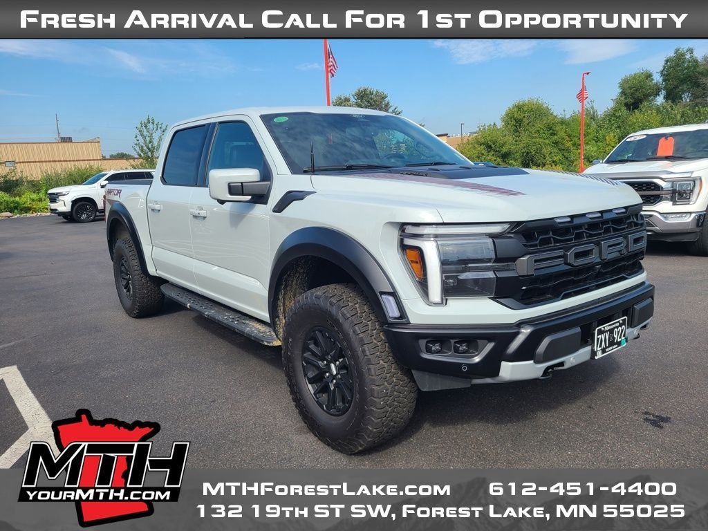 2024 Ford F-150 Raptor photo 2