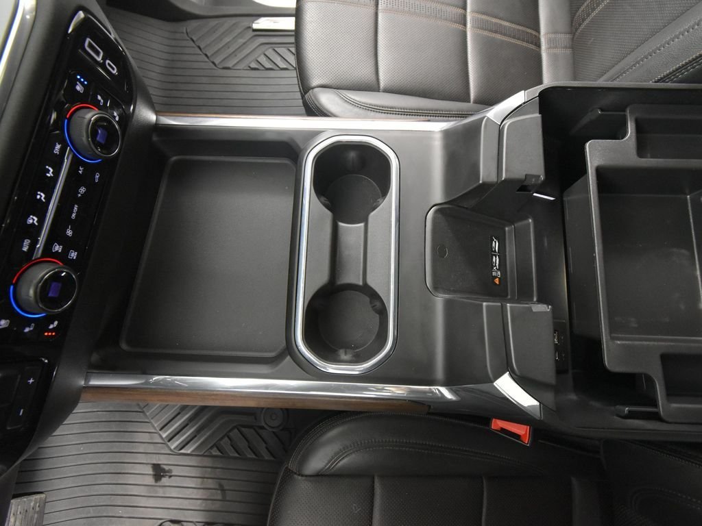 2024 Chevrolet Silverado 3500HD High Country photo 29