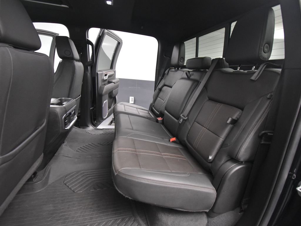 2024 Chevrolet Silverado 3500HD High Country photo 33