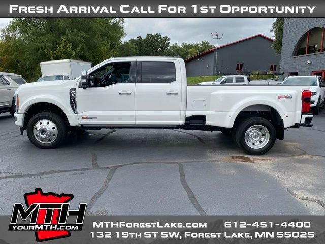 2023 Ford F-450 photo 5
