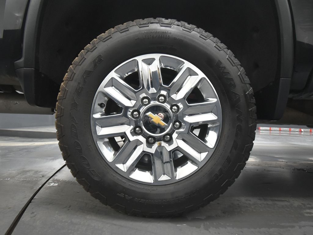 2024 Chevrolet Silverado 3500HD High Country photo 11